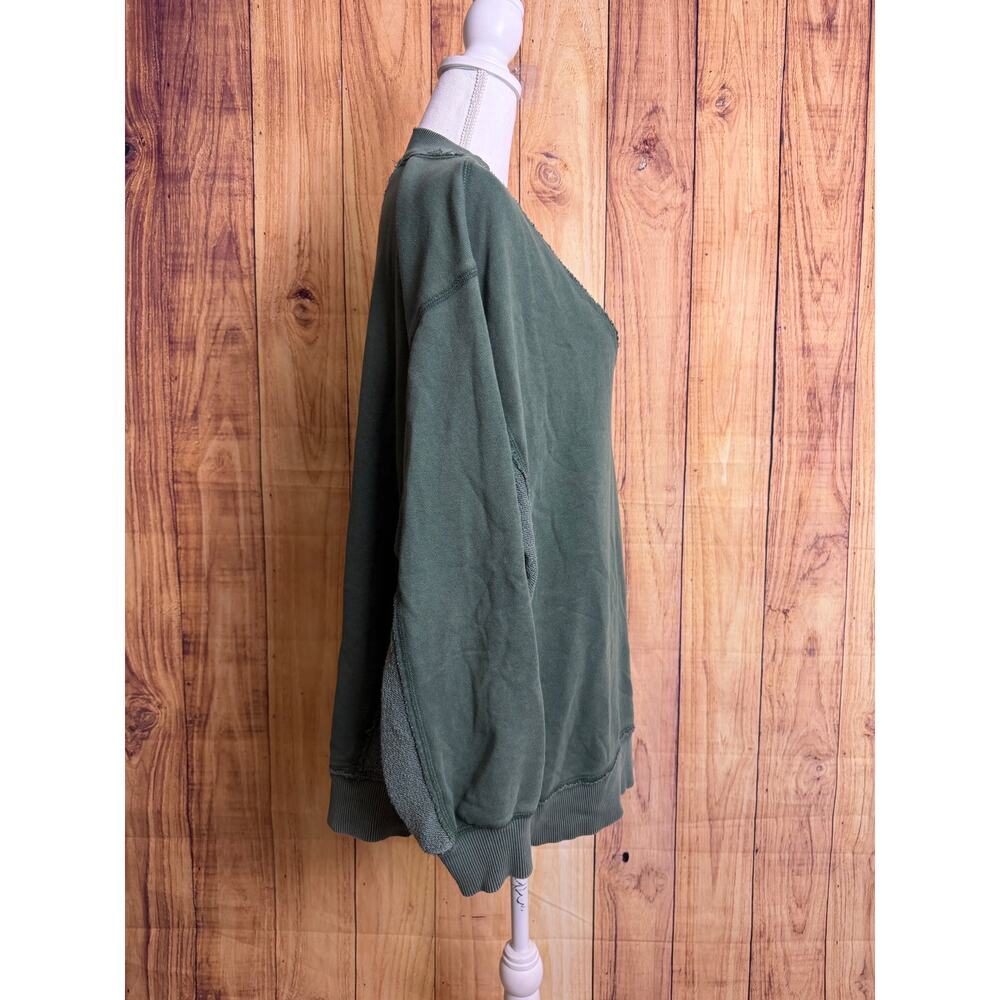 Aerie Oversize V Neck Sweatshirt Exposed Seams Some Distressing Green Wash S - Picture 5 of 7